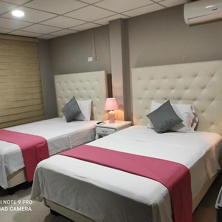 Royalinn Guayaquil Eksteriør billede