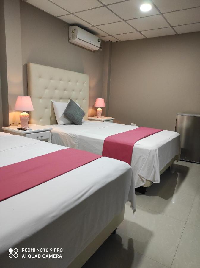 Royalinn Guayaquil Eksteriør billede