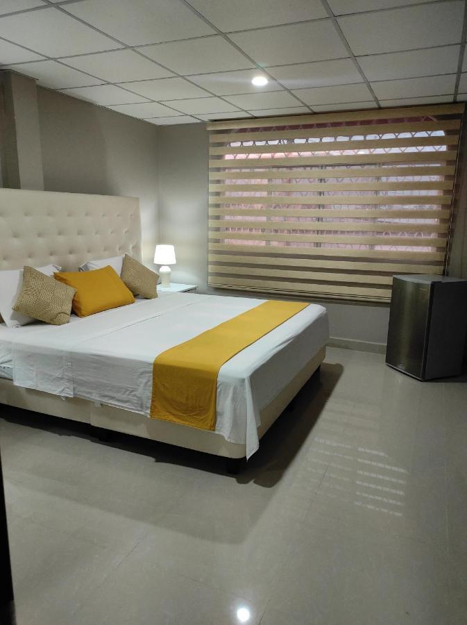 Royalinn Guayaquil Eksteriør billede